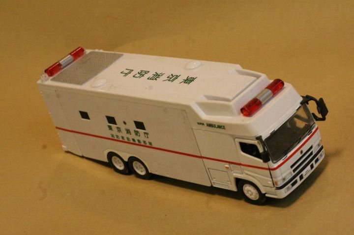 Diapet スーパーハンビュランス DK-5016 1/54 消防車